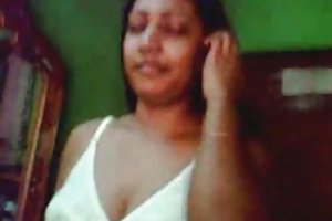 Desi falu gf